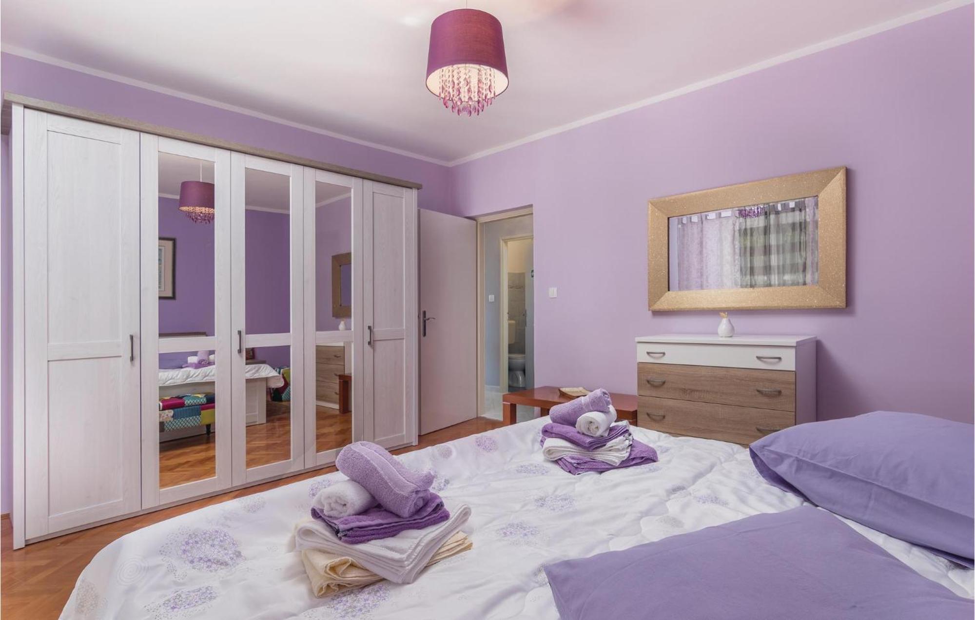 Amazing Apartment In Rabac With Wifi Raša Eksteriør billede